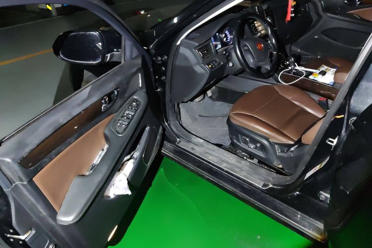 Used Hongqi H7 2015 2.0T Luxury Model Driver Seat