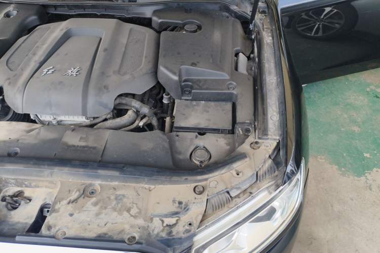 Used Hongqi H7  Engine Bay Left