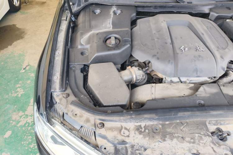 Used Hongqi H7  Engine Bay Right