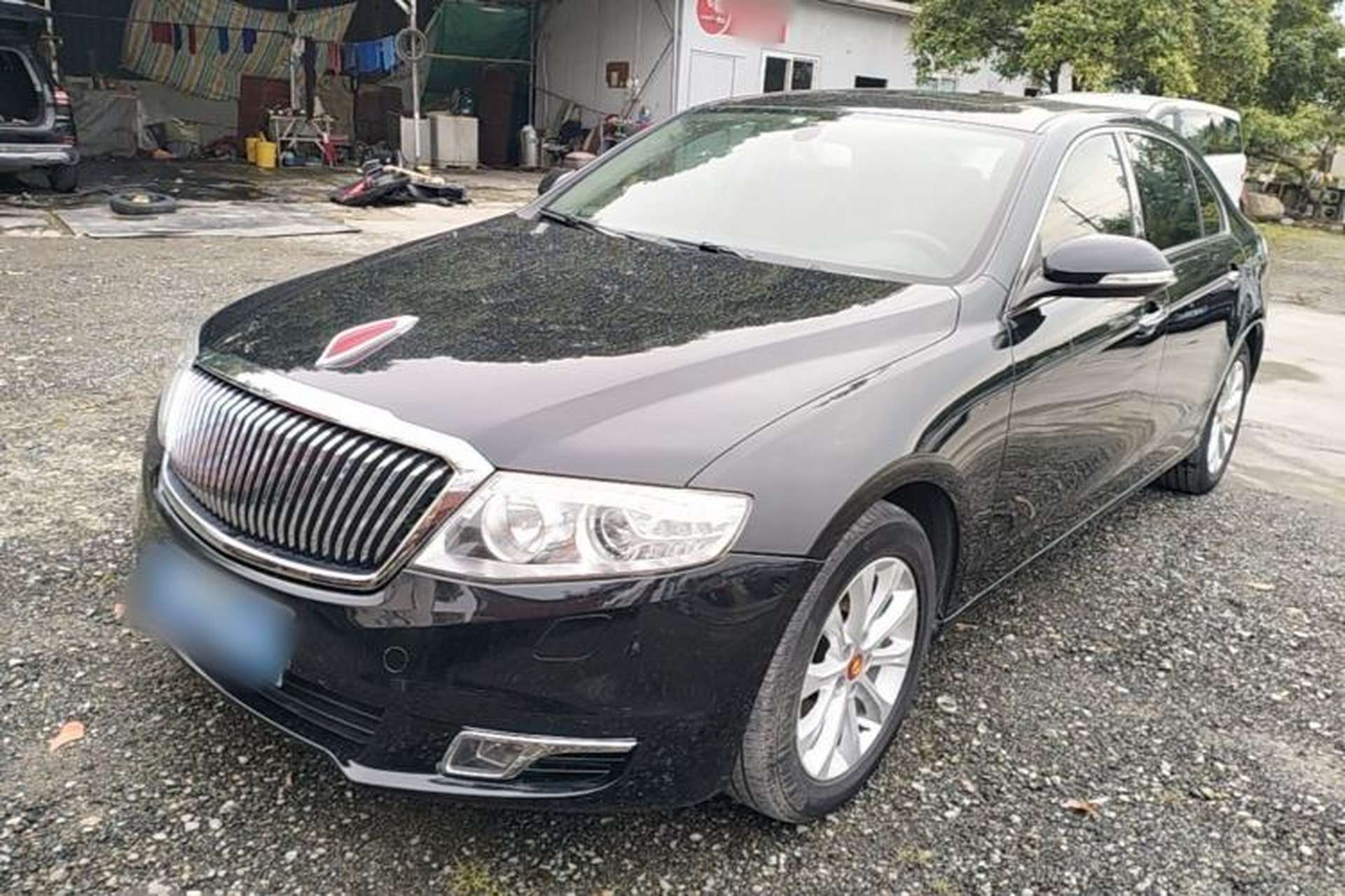 Used Hongqi H7 2015 2.0T Luxury Model Front Left 45 Deg