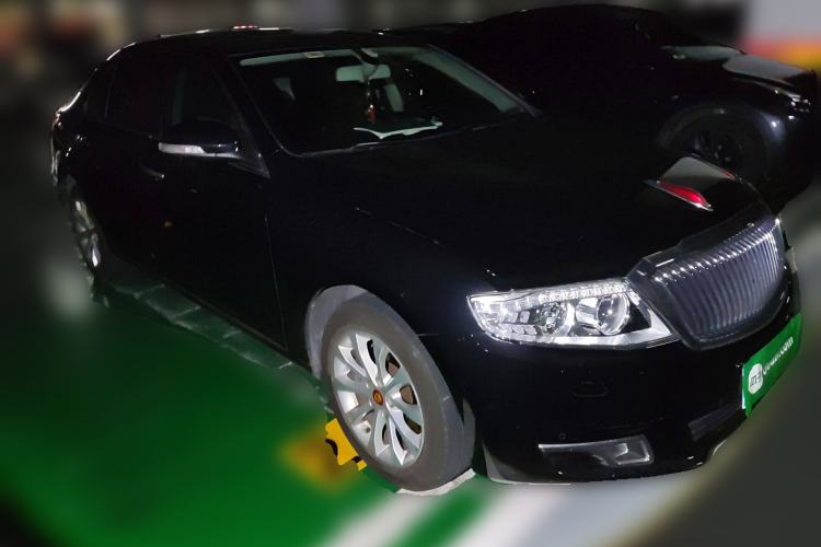 Used Hongqi H7 2015 2.0T Luxury Model Front Right 45 Deg