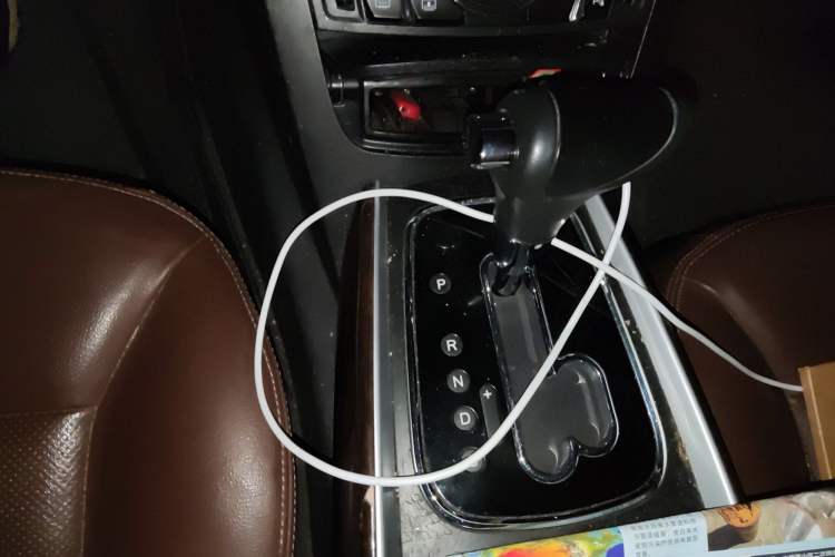 Used Hongqi H7 2015 2.0T Luxury Model Gear Lever