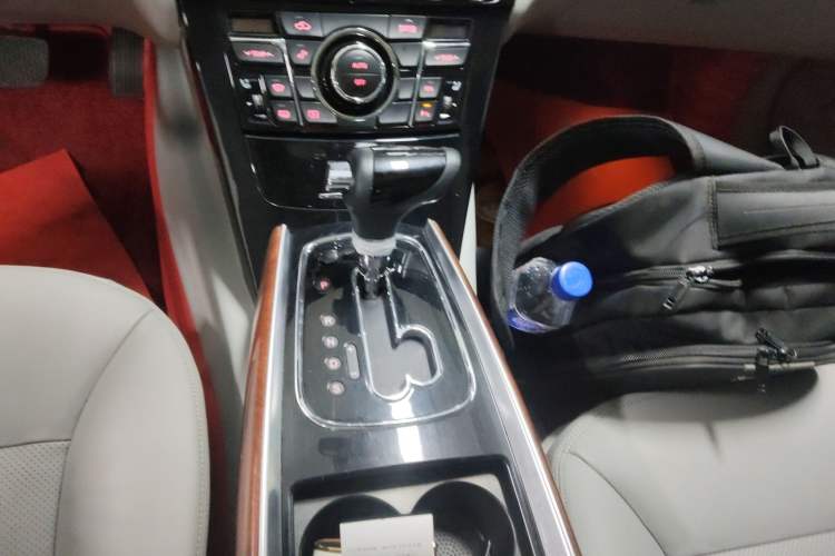 Used Hongqi H7 2015 3.0L Luxury Model Gear Lever