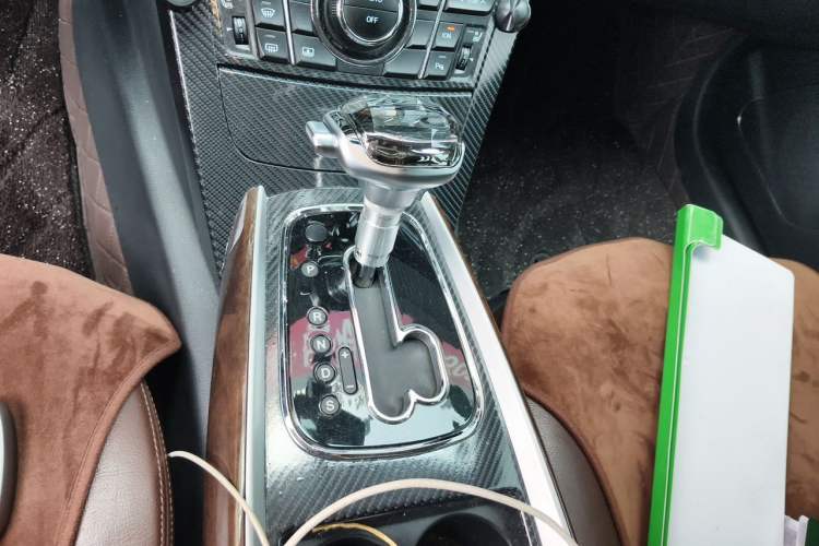 Used Hongqi H7 2015 2.0T Luxury Model Gear Lever