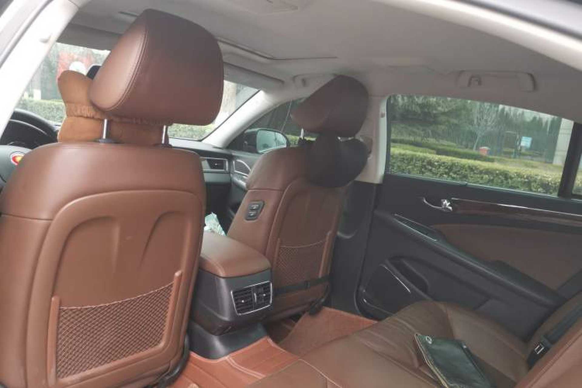 Used Hongqi H7 2015 2.0T Luxury Model Headliner