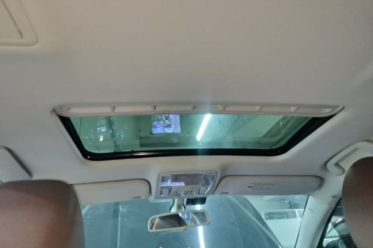 Used Hongqi H7 2015 2.0T Luxury Model Headliner