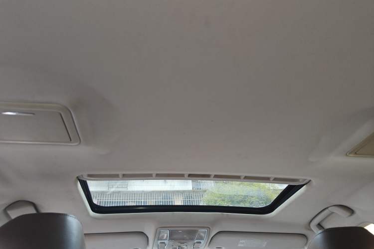 Used Hongqi H7 2015 2.0T Luxury Model Headliner