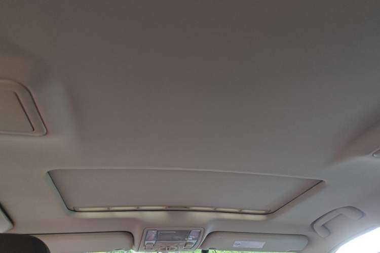 Used Hongqi H7 2015 2.0T Prestige Model Headliner