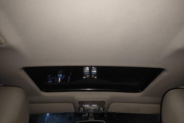 Used Hongqi H7 2015 2.0T Luxury Model Headliner