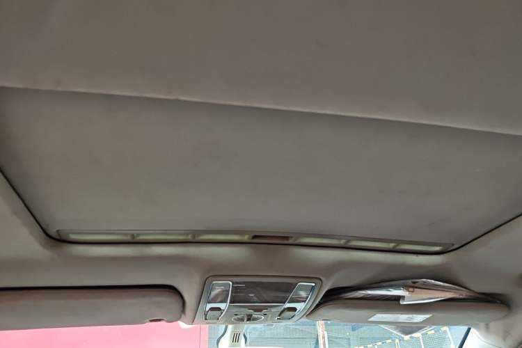 Used Hongqi H7 2015 2.0T Luxury Model Headliner