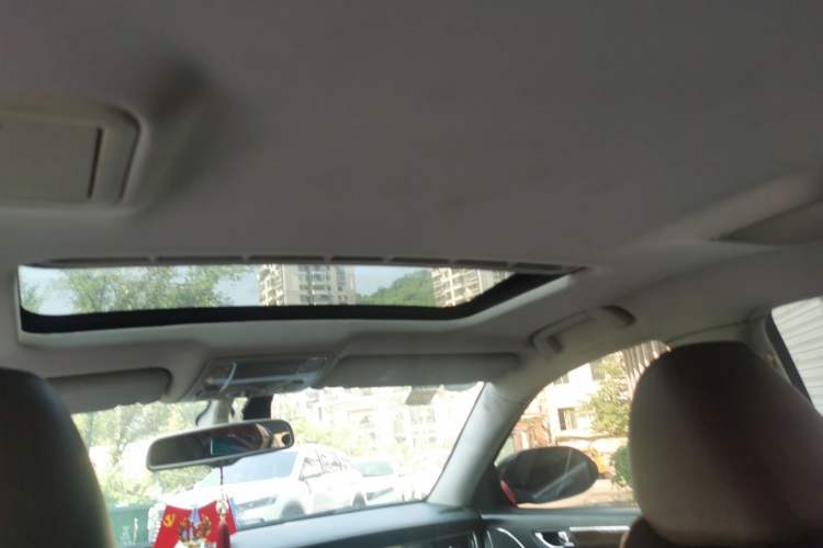 Used Hongqi H7 2015 2.0T Luxury Model Headliner