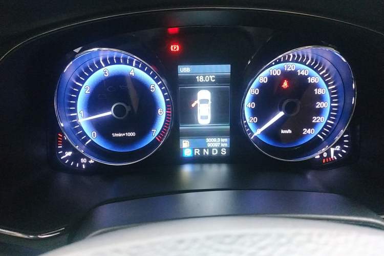 Used Hongqi H7 2015 2.0T Luxury Model Instrument Cluster