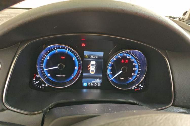 Used Hongqi H7 2015 1.8T Luxury Model Instrument Cluster
