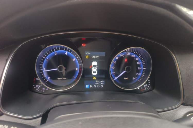 Used Hongqi H7 2015 2.0T Luxury Model Instrument Cluster