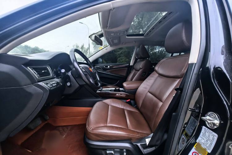 Used Hongqi H7 2015 2.0T Luxury Model Interior 3