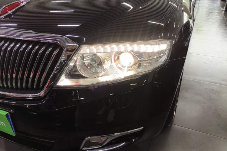 Used Hongqi H7 2015 3.0L Prestige Model Left Front Headlight