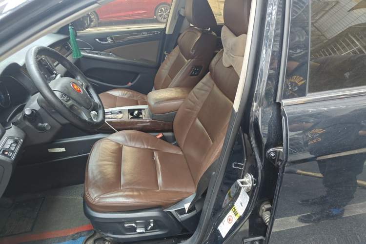 Used Hongqi H7 2015 2.0T Luxury Model Left Front Seat
