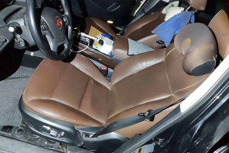 Used Hongqi H7 2015 2.0T Luxury Model Left Front Seat