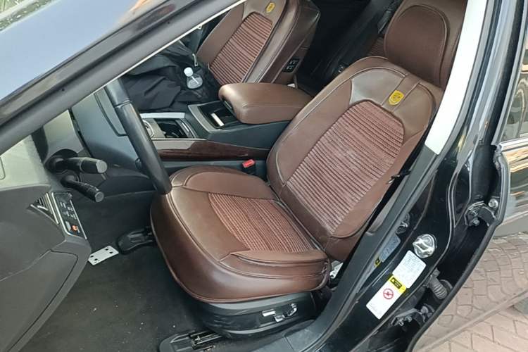 Used Hongqi H7 2015 1.8T Luxury Model Left Front Seat