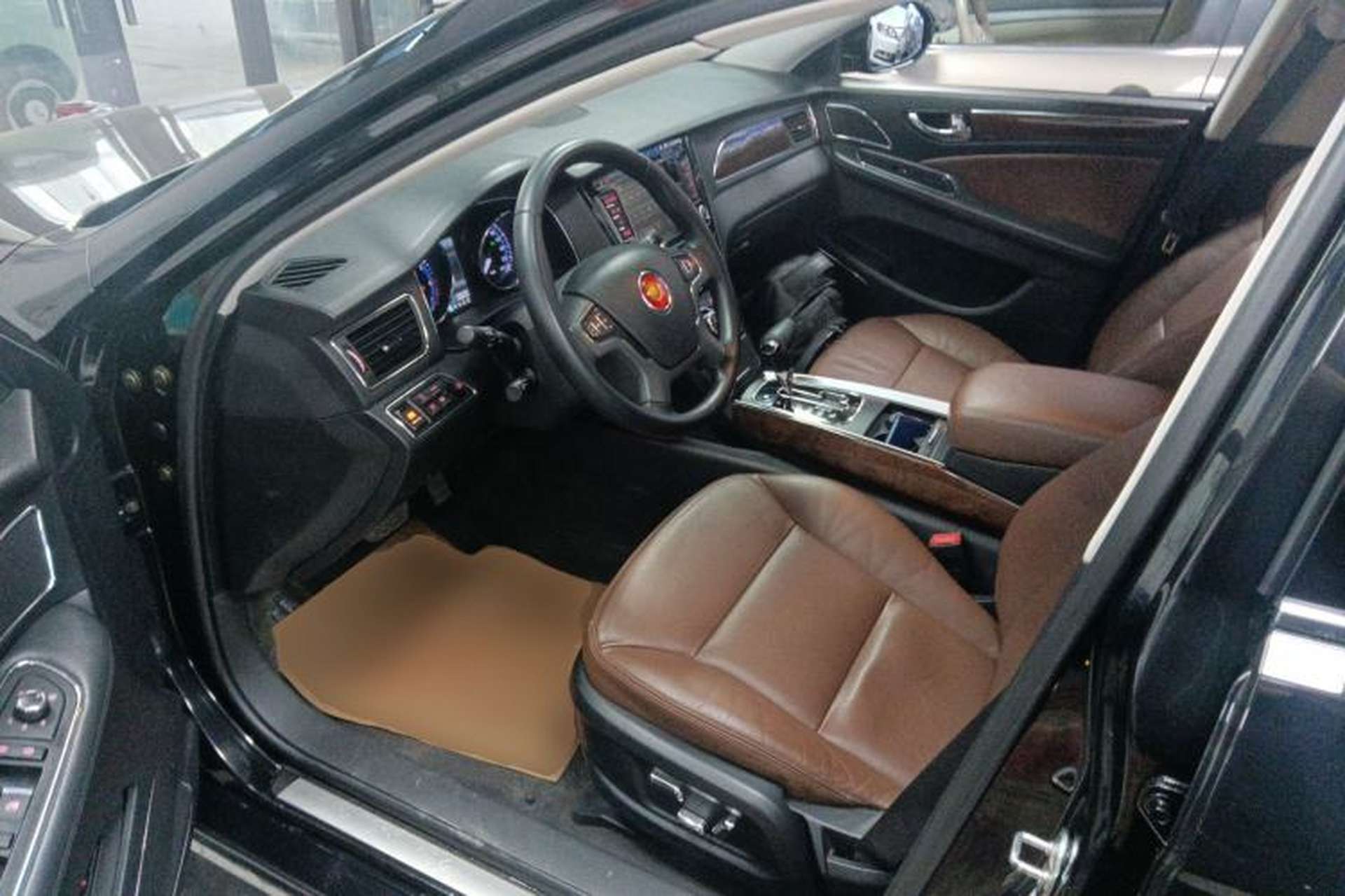 Used Hongqi H7 2015 2.0T Luxury Model Left Front Seat