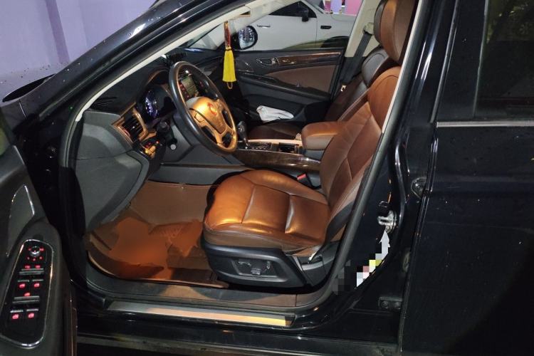 Used Hongqi H7 2015 2.0T Luxury Model Left Front Seat