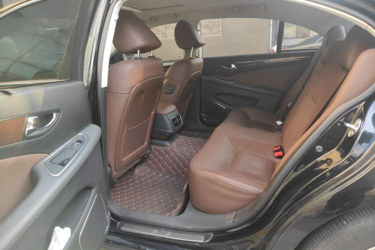 Used Hongqi H7 2015 2.0T Luxury Model Left Rear Seat