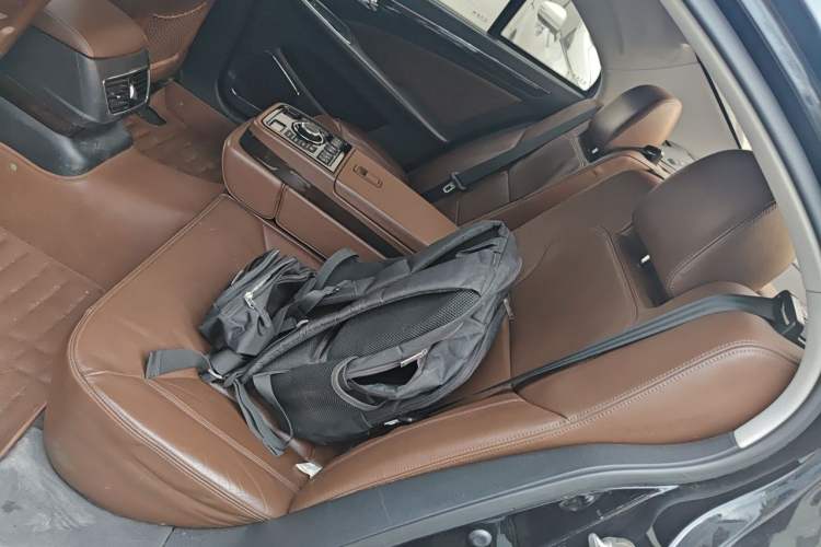 Used Hongqi H7 2015 2.0T Luxury Model Left Rear Seat