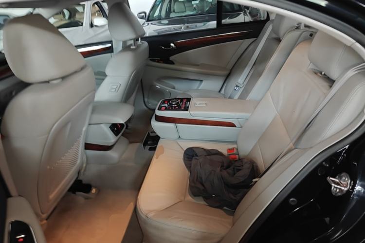 Used Hongqi H7 2015 2.0T Luxury Model Left Rear Seat