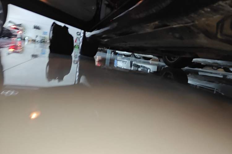 Used Hongqi H7 2015 2.0T Luxury Model Left Side Sill