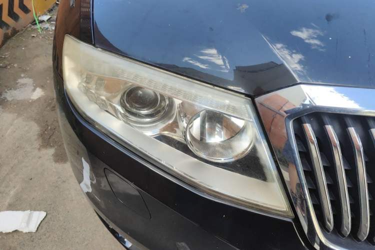 Used Hongqi H7 2015 2.0T Luxury Model Right Front Headlight