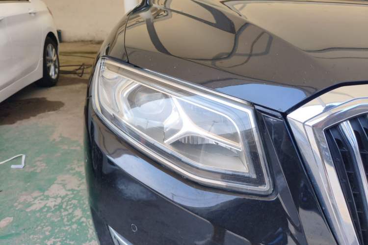 Used Hongqi H7  Right Front Headlight