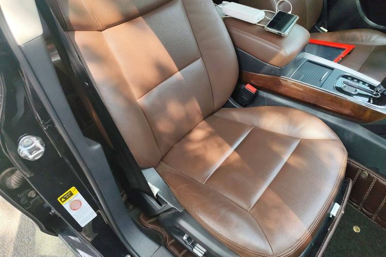 Used Hongqi H7 2015 2.0T Luxury Model Right Front Seat
