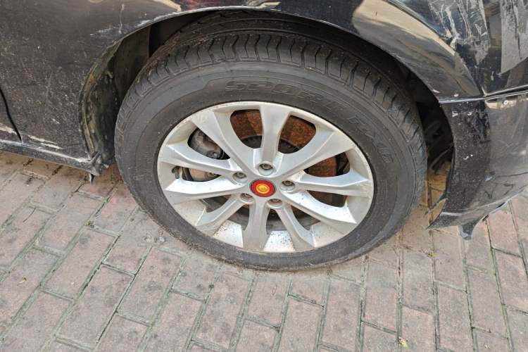 Used Hongqi H7 2015 1.8T Luxury Model Right Front Wheel Hub