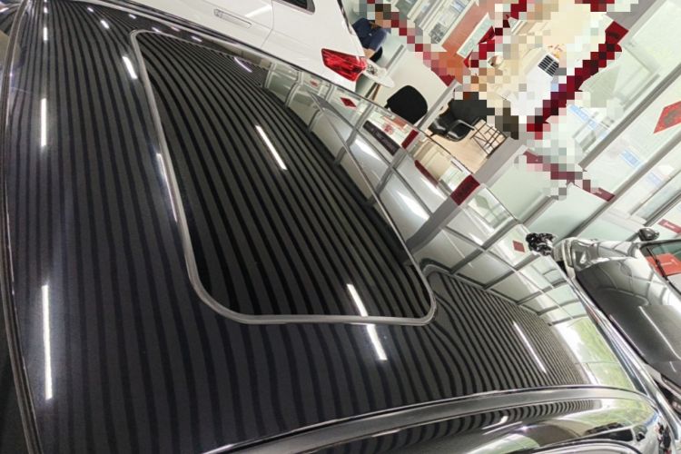 Used Hongqi H7 2015 3.0L Prestige Model Roof