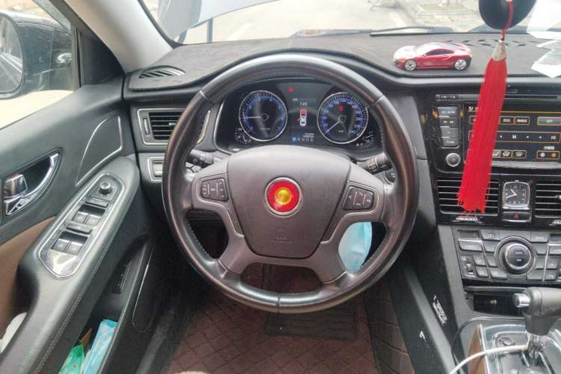 Used Hongqi H7 2015 2.0T Luxury Model Steering Wheel