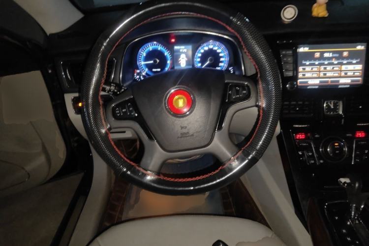 Used Hongqi H7 2015 2.0T Luxury Model Steering Wheel
