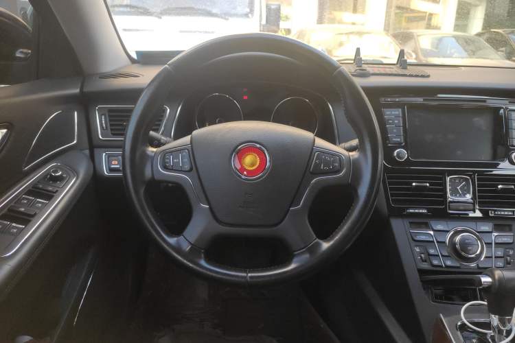 Used Hongqi H7 2015 2.0T Luxury Model Steering Wheel