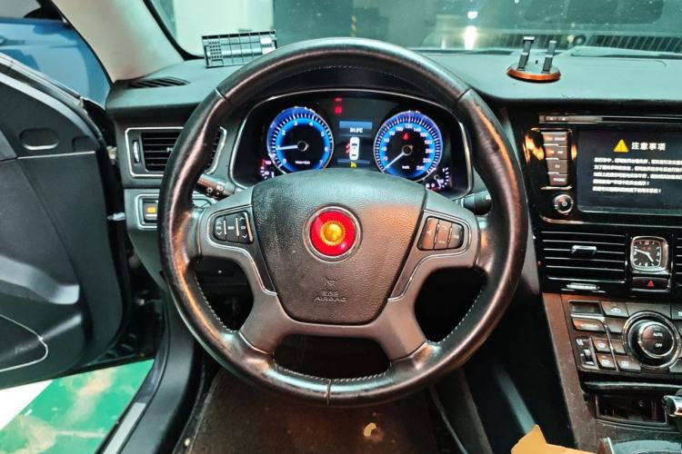 Used Hongqi H7 2015 2.0T Luxury Model Steering Wheel