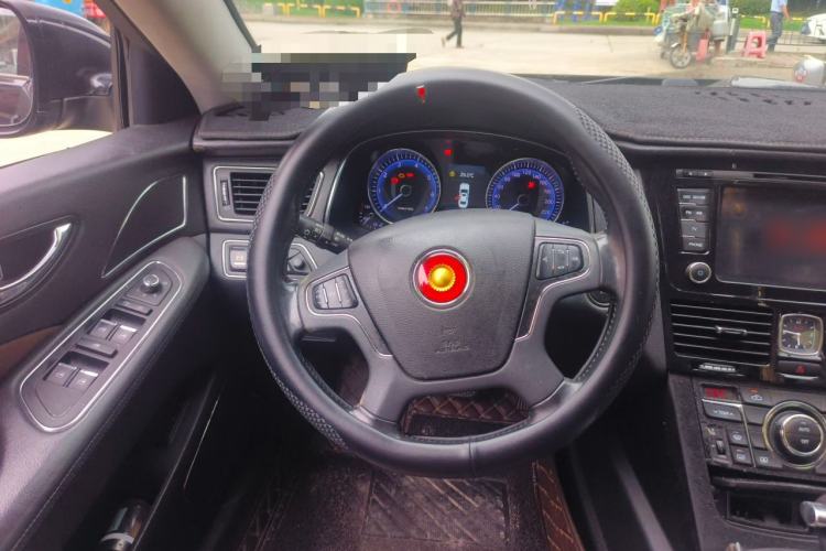 Used Hongqi H7 2015 2.0T Luxury Model Steering Wheel