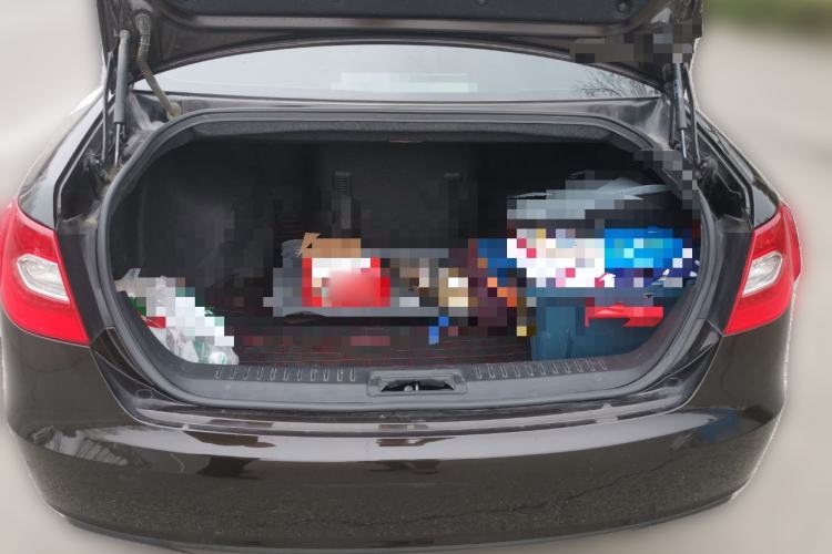 Used Hongqi H7 2015 2.0T Luxury Model Trunk