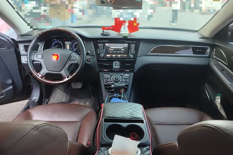 Used Hongqi H7 2015 2.0T Luxury Model Center Console