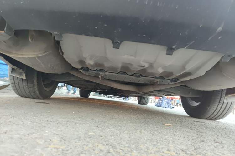 Used Hongqi H7 2015 2.0T Luxury Model Chassis Rear
