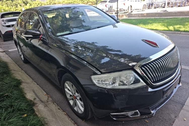 Used Hongqi H7 2015 2.0T Luxury Model Front Right 45 Deg