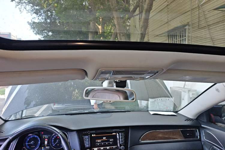 Used Hongqi H7 2015 2.0T Luxury Model Headliner