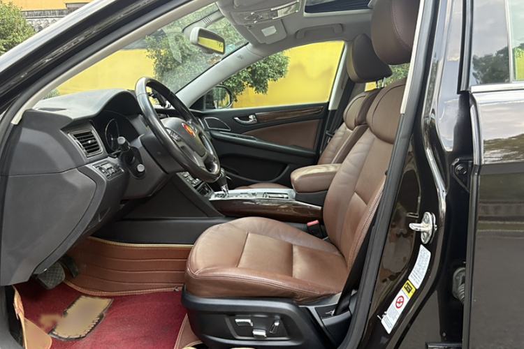 Used Hongqi H7 2015 2.0T Luxury Model Interior 3