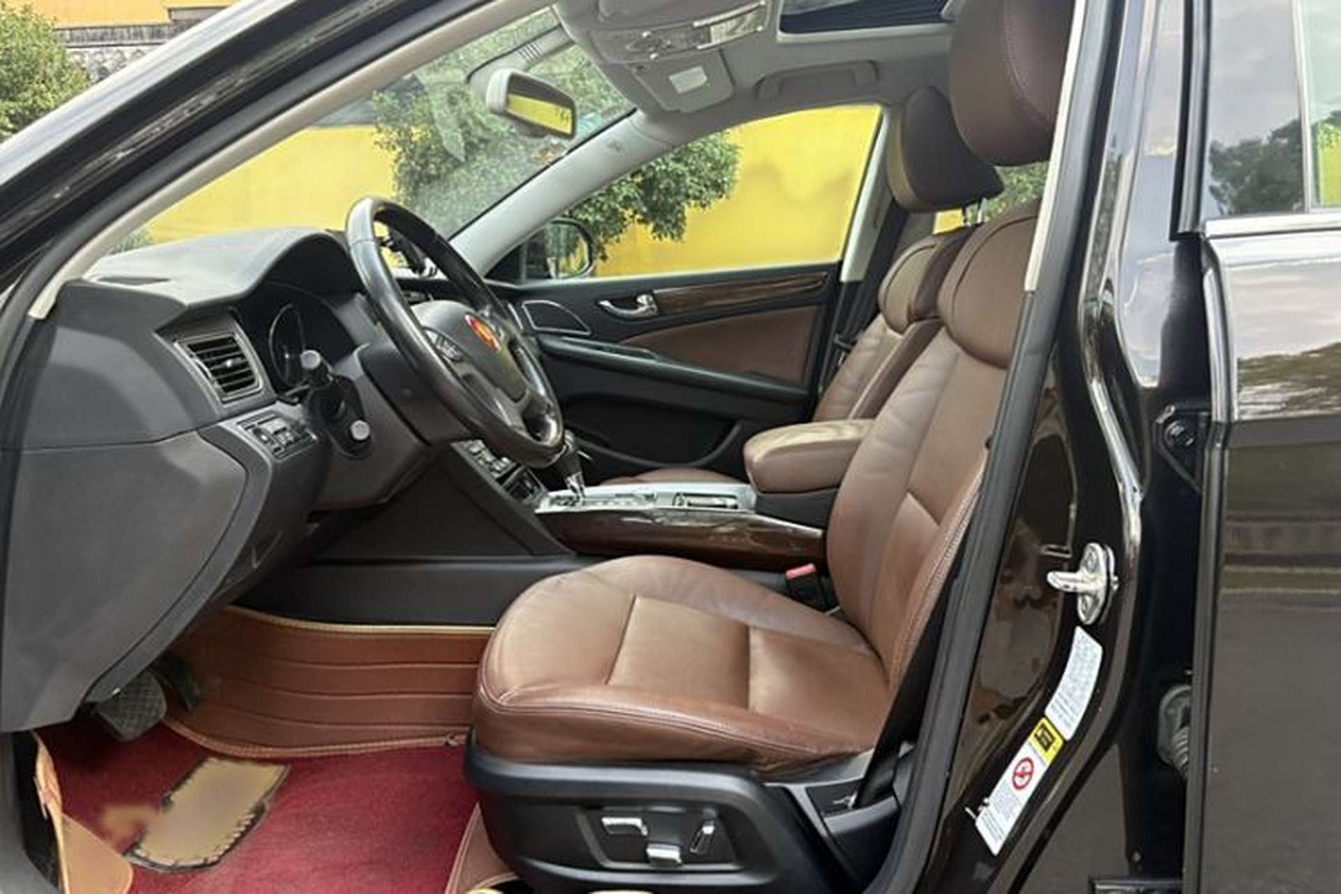 Used Hongqi H7 2015 2.0T Luxury Model Interior 3