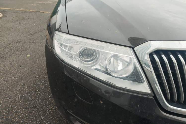 Used Hongqi H7 2015 2.0T Luxury Model Right Front Headlight