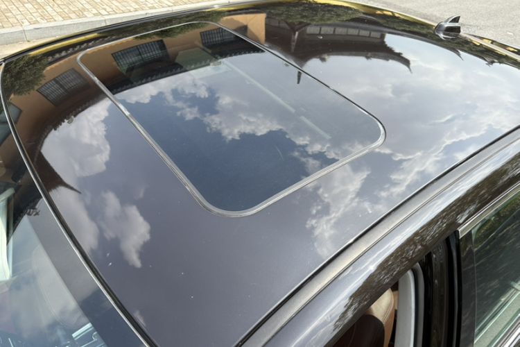 Used Hongqi H7 2015 2.0T Luxury Model Roof