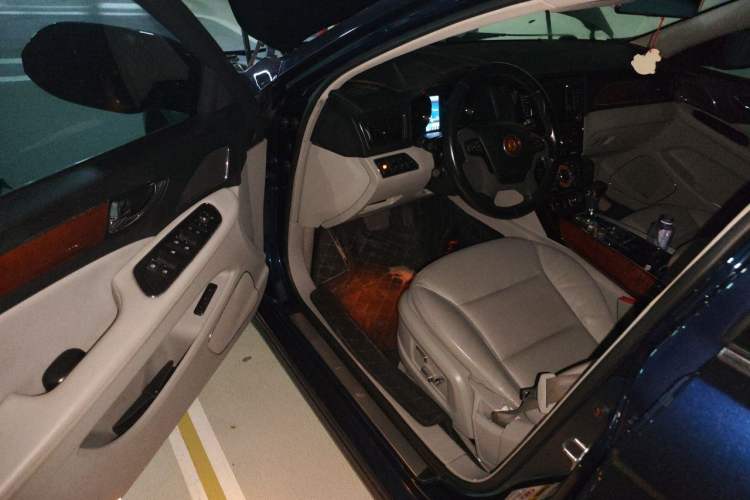 Used Hongqi H7 2015 1.8T Luxury Model Driver Seat