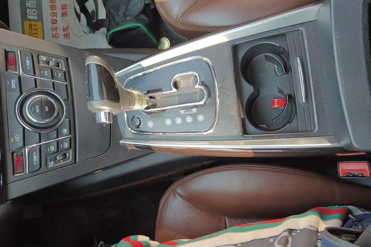 Used Hongqi H7 2015 2.0T Luxury Model Gear Lever
